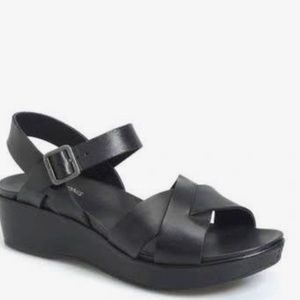 MYRNA 2.0 ( black sandal)